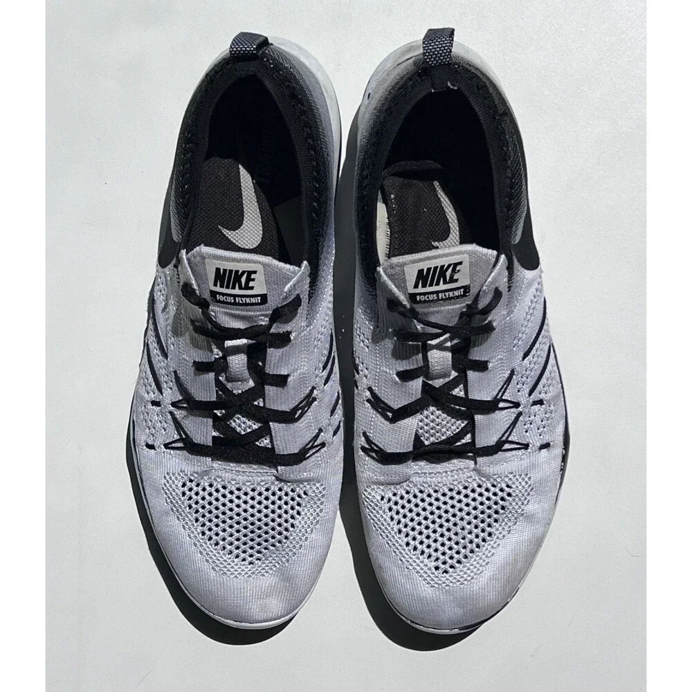 Nike Free TR Focus Flyknit White Sneakers Women US 11